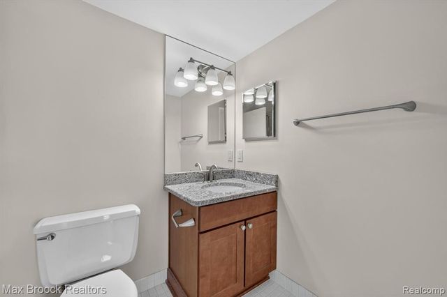 600 W Brown Street 309, Birmingham, MI 48009