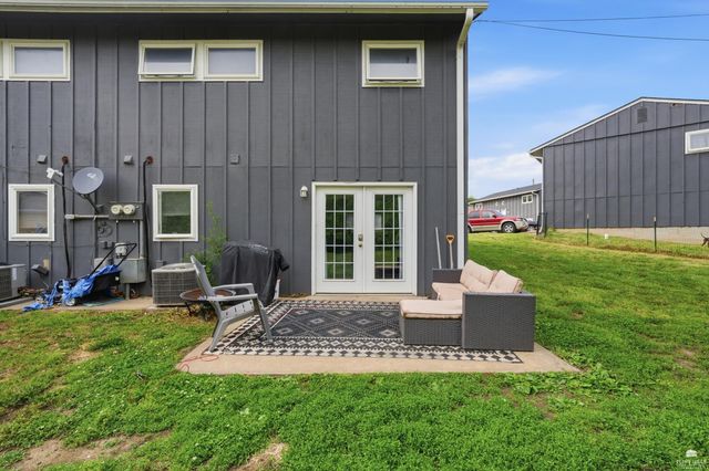 3300-3302 Fairman Circle, Manhattan, KS 66503