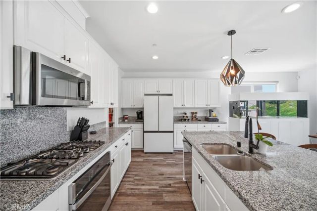 29387 Rockview Court, Menifee, CA 92584