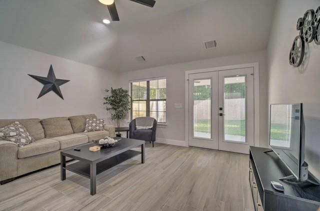 13026 Walden Road, Montgomery, TX 77356