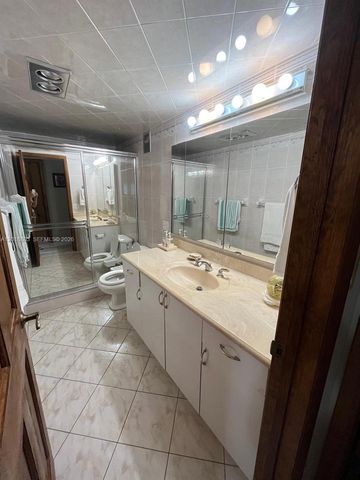 1601 S Ocean Drive 605, Hollywood, FL 33019