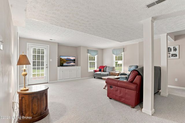3408 Shady Dell Blvd, La Grange, KY 40031