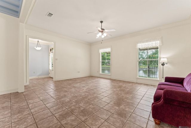 1310 Lake Pointe Ave, Zachary, LA 70791