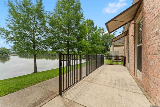 1310 Lake Pointe Ave, Zachary, LA 70791