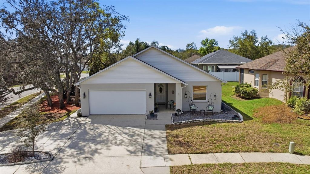 12007 HUNTERS LAKE DRIVE, New Port Richey, FL 34654