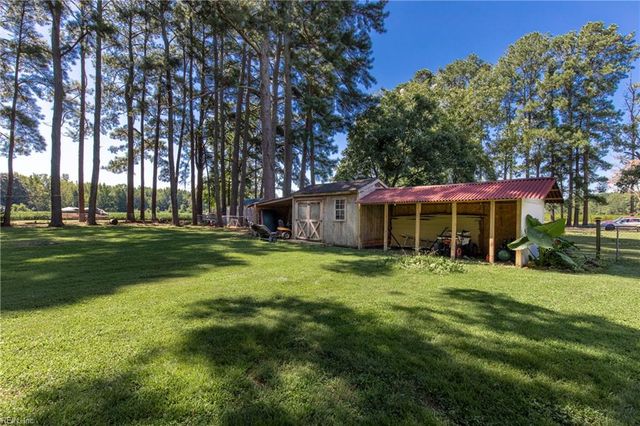 22242 Ball Park RD, Newsoms, VA 23874