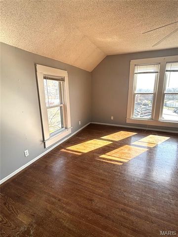 325 Prairie Street, Greenville, IL 62246