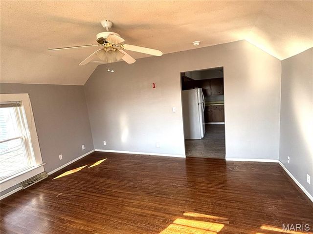 325 Prairie Street, Greenville, IL 62246