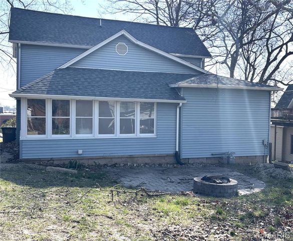 325 Prairie Street, Greenville, IL 62246