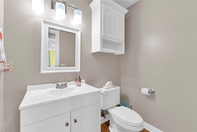6 Breeghle Lane, Bella Vista, AR 72714