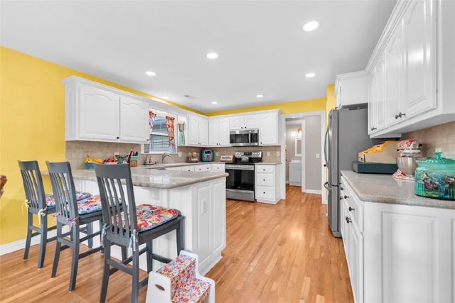 6 Breeghle Lane, Bella Vista, AR 72714