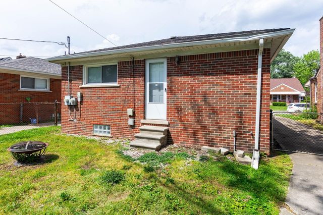 21526 Englehardt Street, St Clair Shores, MI 48080