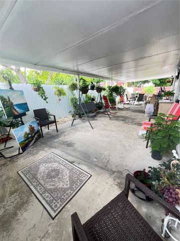 1351 SW 70th Ave, Miami, FL 33144