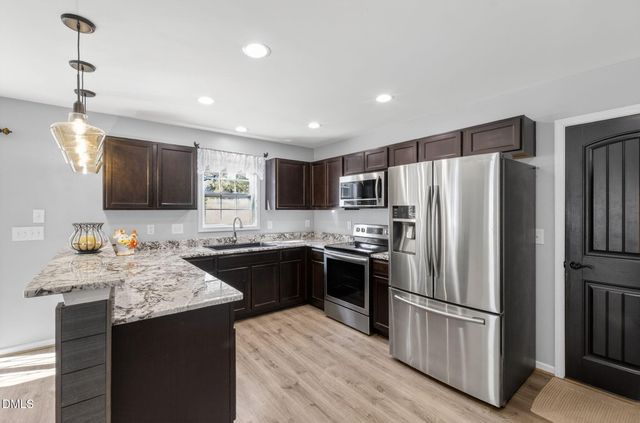 6512 Ten-Ten Road, Apex, NC 27539