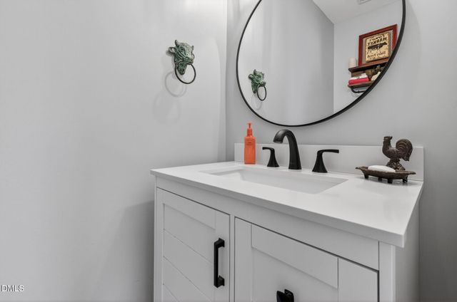 6512 Ten-Ten Road, Apex, NC 27539