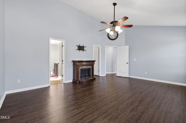 6512 Ten-Ten Road, Apex, NC 27539