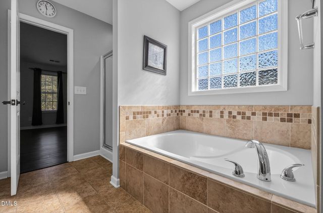 6512 Ten-Ten Road, Apex, NC 27539