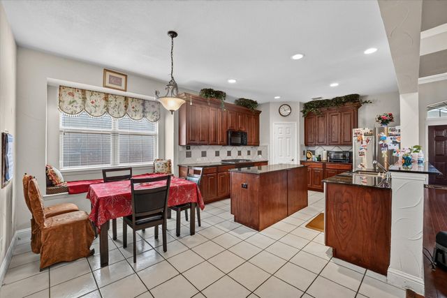 1521 Shepherd Lane, Carrollton, TX 75007