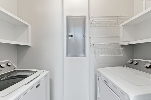 209 Newport Cove Ct, Thompsons Station, TN 37179