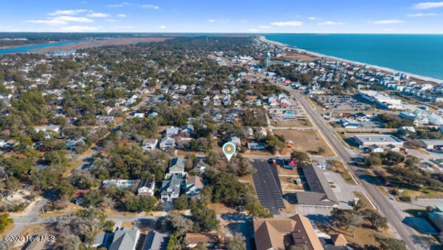 3 NE 48th Street, Oak Island, NC 28465