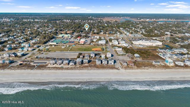 3 NE 48th Street, Oak Island, NC 28465