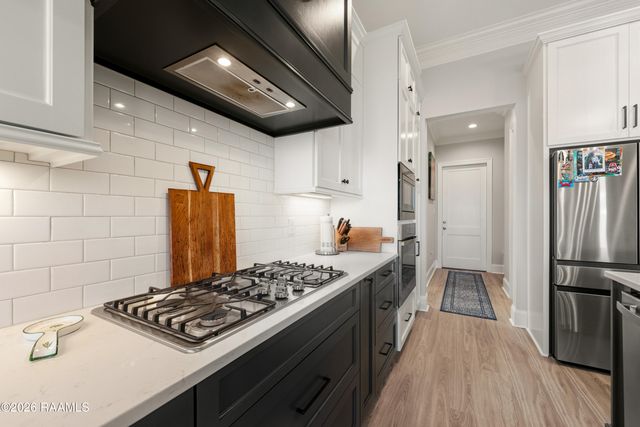 306 Canehaven Boulevard, Youngsville, LA 70592