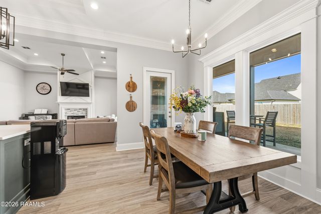 306 Canehaven Boulevard, Youngsville, LA 70592