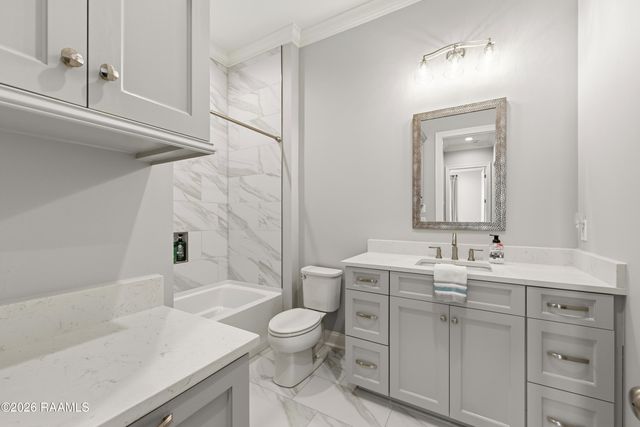 306 Canehaven Boulevard, Youngsville, LA 70592