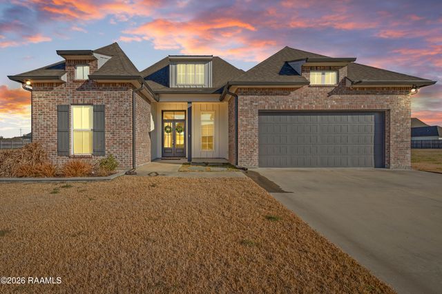 306 Canehaven Boulevard, Youngsville, LA 70592