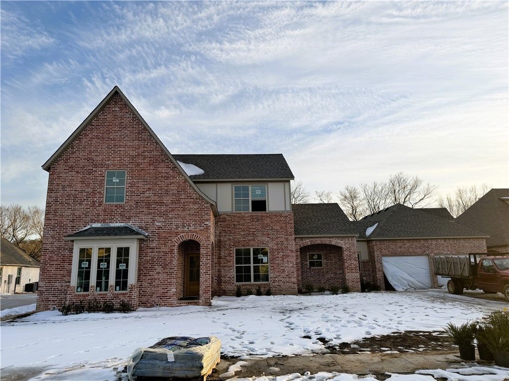 3943 Owl Creek Place, Fayetteville, AR 72704