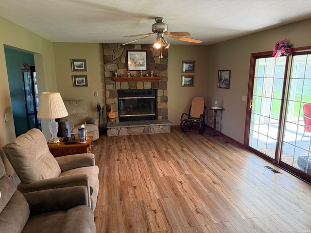 12369 Coral Court, Plymouth, IN 46563