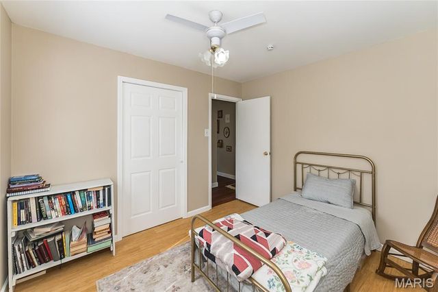 12104 Fleetwood Place, Maryland Heights, MO 63043