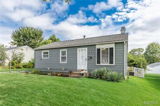 12104 Fleetwood Place, Maryland Heights, MO 63043