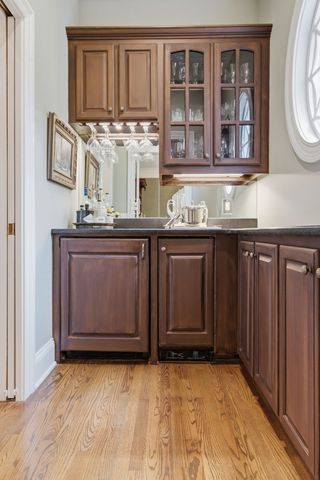 55 Annandale, Nashville, TN 37215
