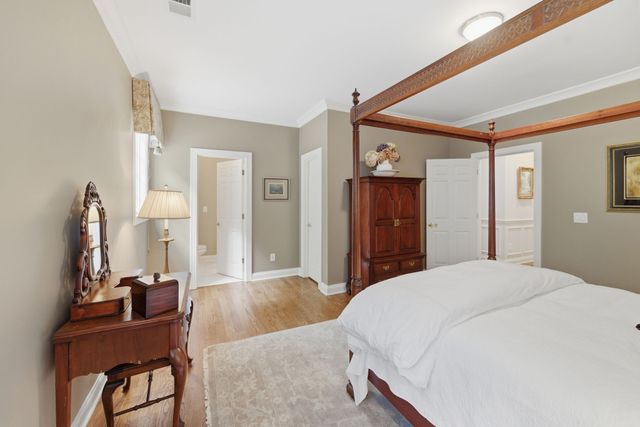 55 Annandale, Nashville, TN 37215