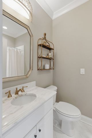 55 Annandale, Nashville, TN 37215