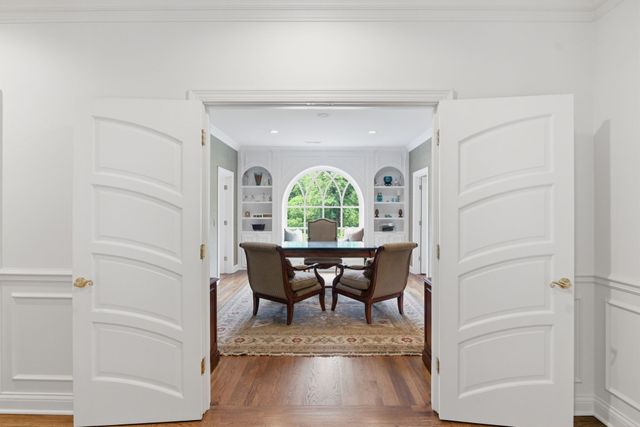 55 Annandale, Nashville, TN 37215