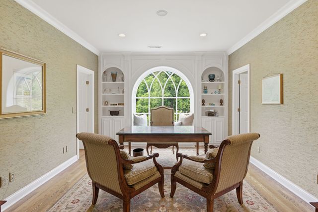 55 Annandale, Nashville, TN 37215