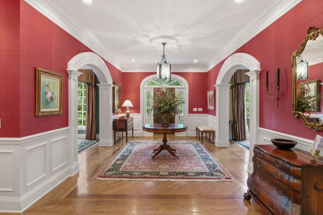 55 Annandale, Nashville, TN 37215
