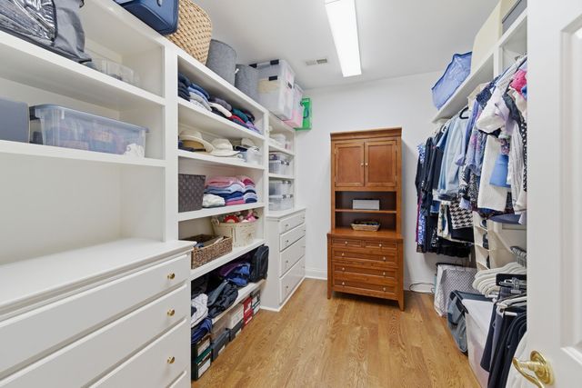 55 Annandale, Nashville, TN 37215