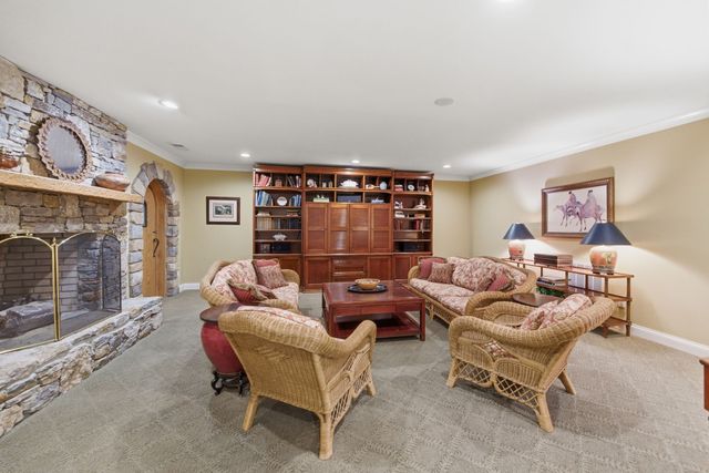 55 Annandale, Nashville, TN 37215