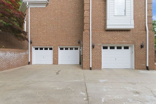 55 Annandale, Nashville, TN 37215