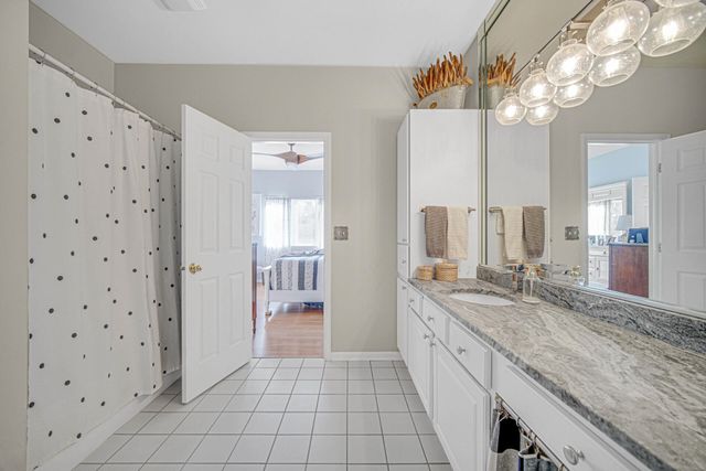 237 Azalea Drive, Hobart, IN 46342