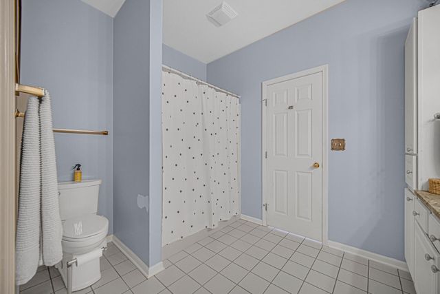 237 Azalea Drive, Hobart, IN 46342