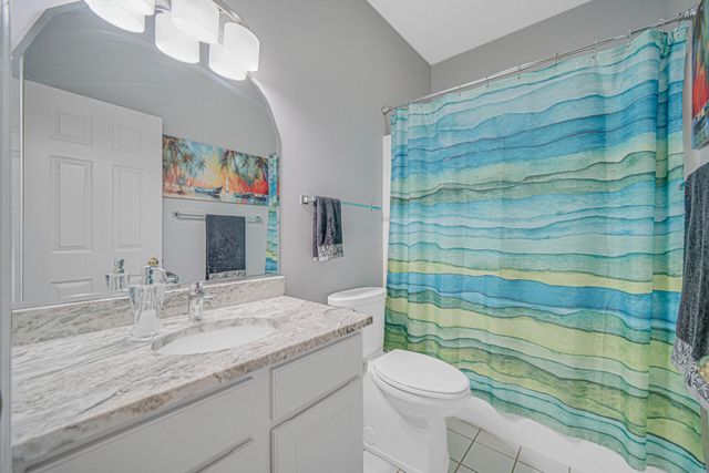 237 Azalea Drive, Hobart, IN 46342