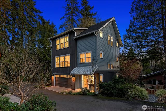 509 Groos Lane NE, Bainbridge Island, WA 98110