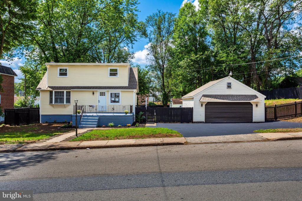 310 SOUTH AVE, NORWOOD, PA 19074 — exterior