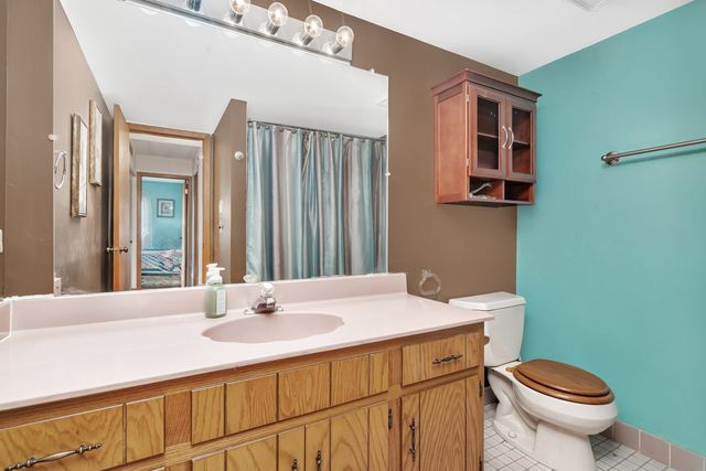 10528 Ridge Cove Drive 11A, Chicago Ridge, IL 60415