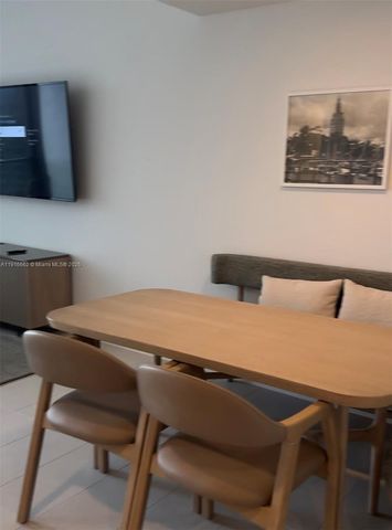 159 NE 6th St 4713, Miami, FL 33132