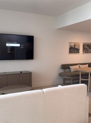 159 NE 6th St 4713, Miami, FL 33132